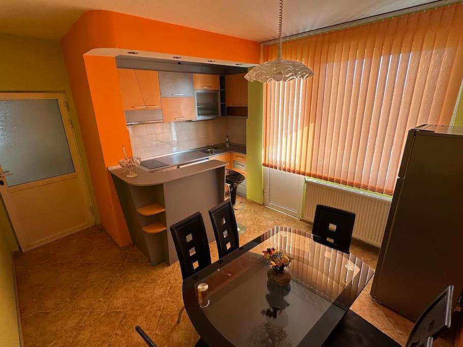 Jules River Garden Apartment *